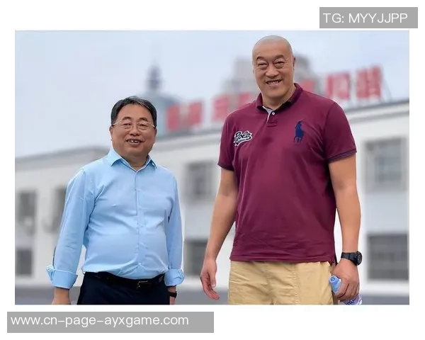 马健调侃文班三分球表现称其有点孩子气仍在青春期